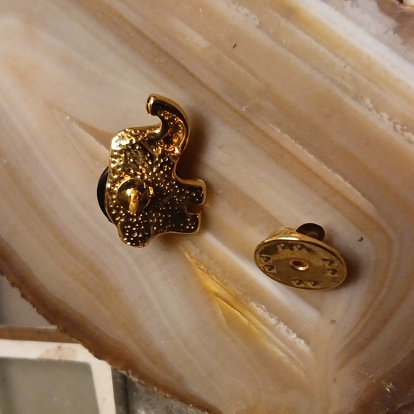 Vintage Elephant Carmel Jelly Belly Tac Pin - Picture 3 of 3